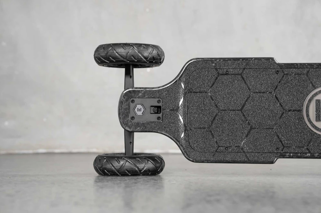 【Christmas discounts 🎄】Diablo Carbon fiber all-terrain electric scooter - top speed 50 km/h, range 50 km