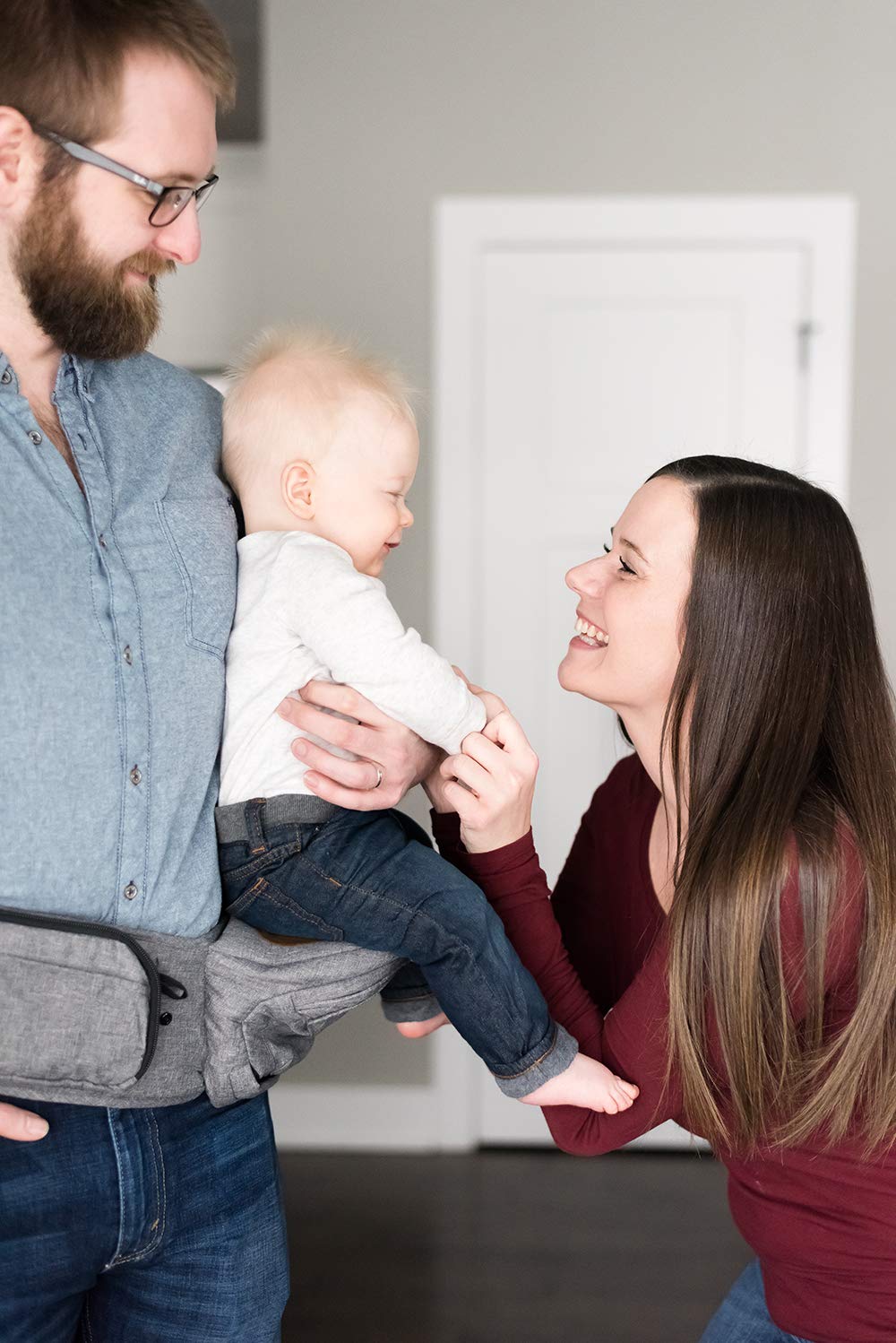 Safety-Certified Hip Seat Baby Carrier - Moms Choice Award Winner,  Ergonomic Carrier & Extenders for Newborns & Toddlers (Carrier, Grey)