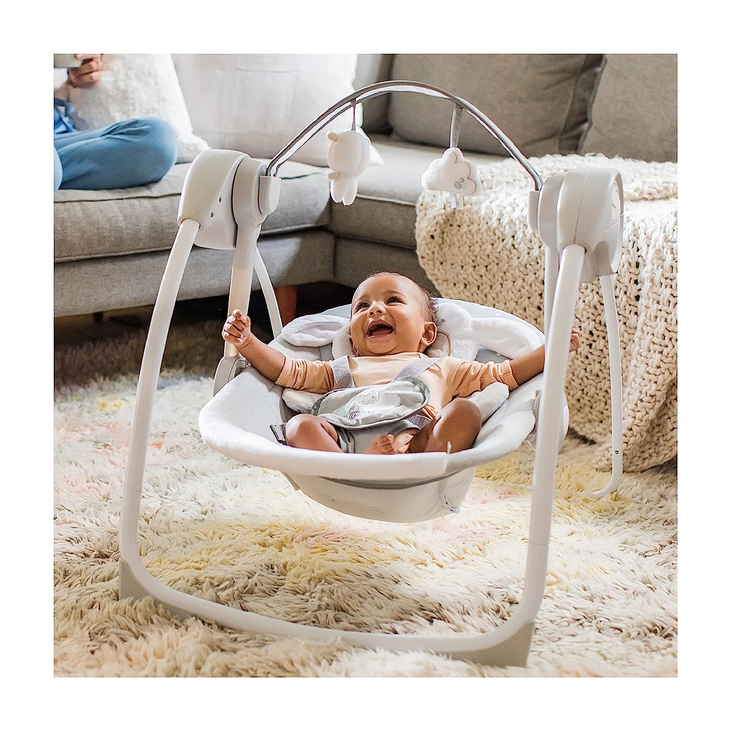 Ingenuity Soothe 'n Delight Compact Portable 6-Speed Plush Baby Swing with Music, Folds Easy, 0-9 Months 6-20 lbs (Cozy Kingdom)