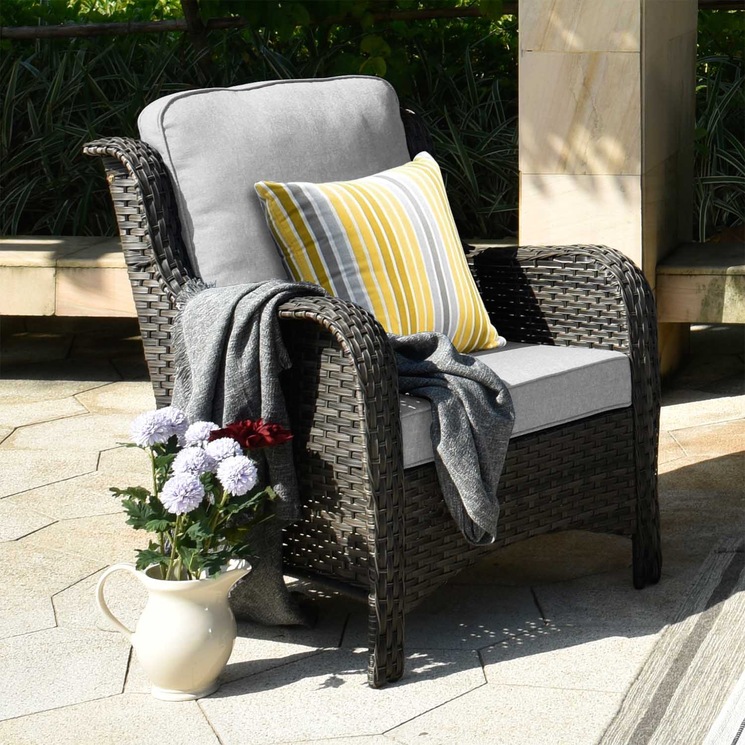 Ovios Outdoor Furniture 6-Piece with 30'' Fire Pit Table and Kenard 2 Rocking Chairs