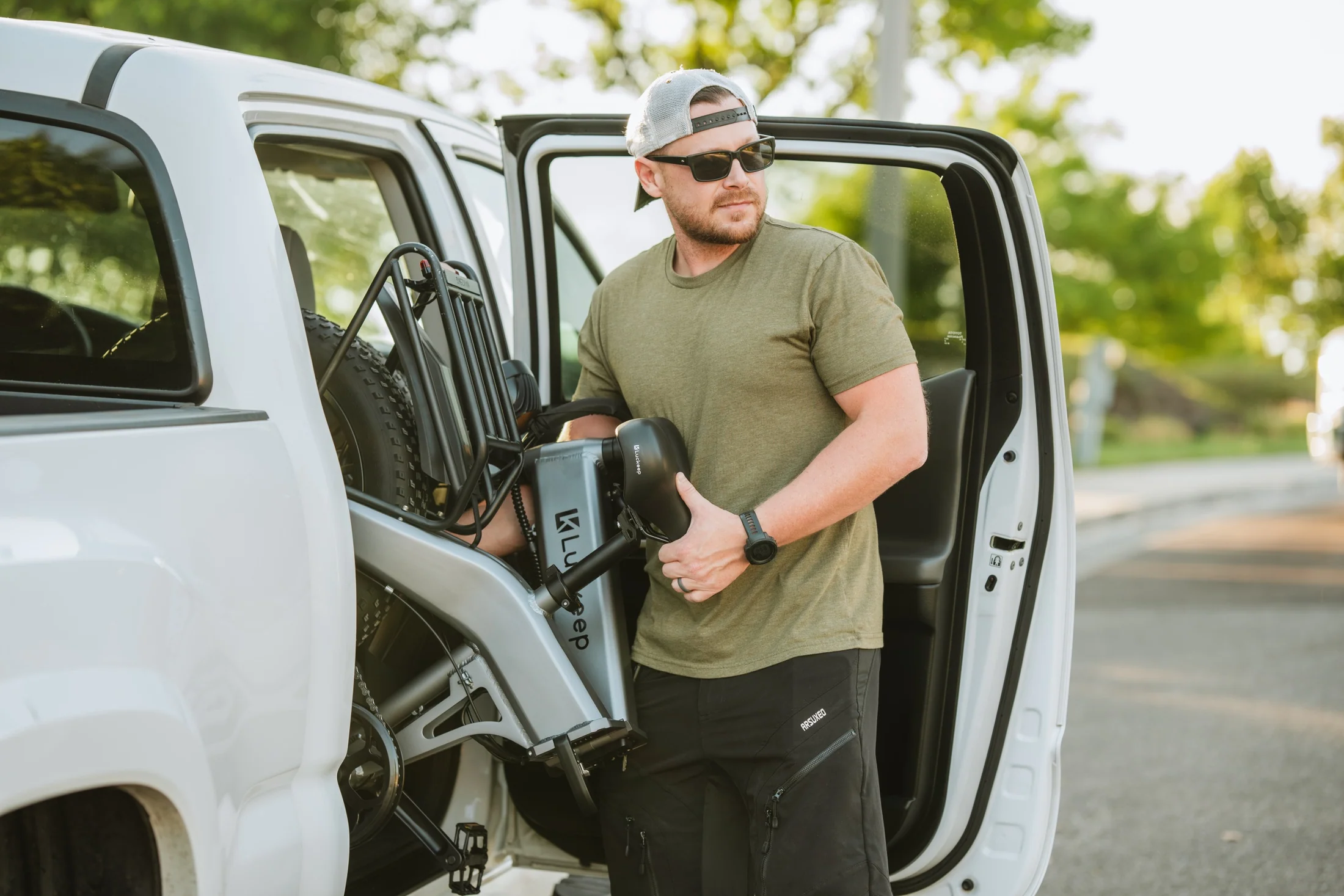 🔥 Luckeep X1 Folding eBike｜1200W Motor｜48V15Ah Battery｜45 km/h Top Speed｜Long Range｜Off-Road｜Compact & Foldable