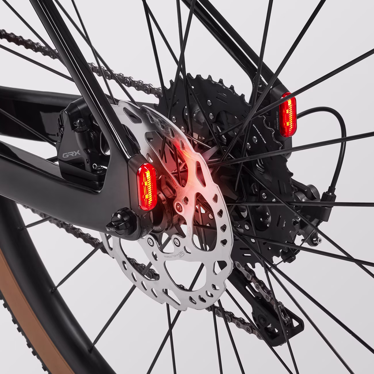 🚀 CANYON【ONfly CF 7】generation Bosch Performance Line Sprint power, natural support up to 28 mph, capable off-road performance meets everyday practicality, ride your way with this adventure-ready e-bike.