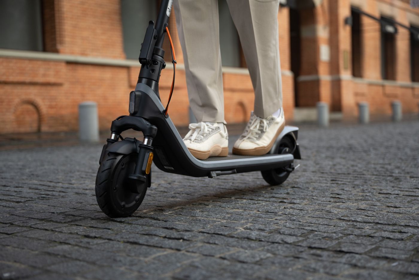 Ninebot KickScooter E2 Plus E II Powered by Segway